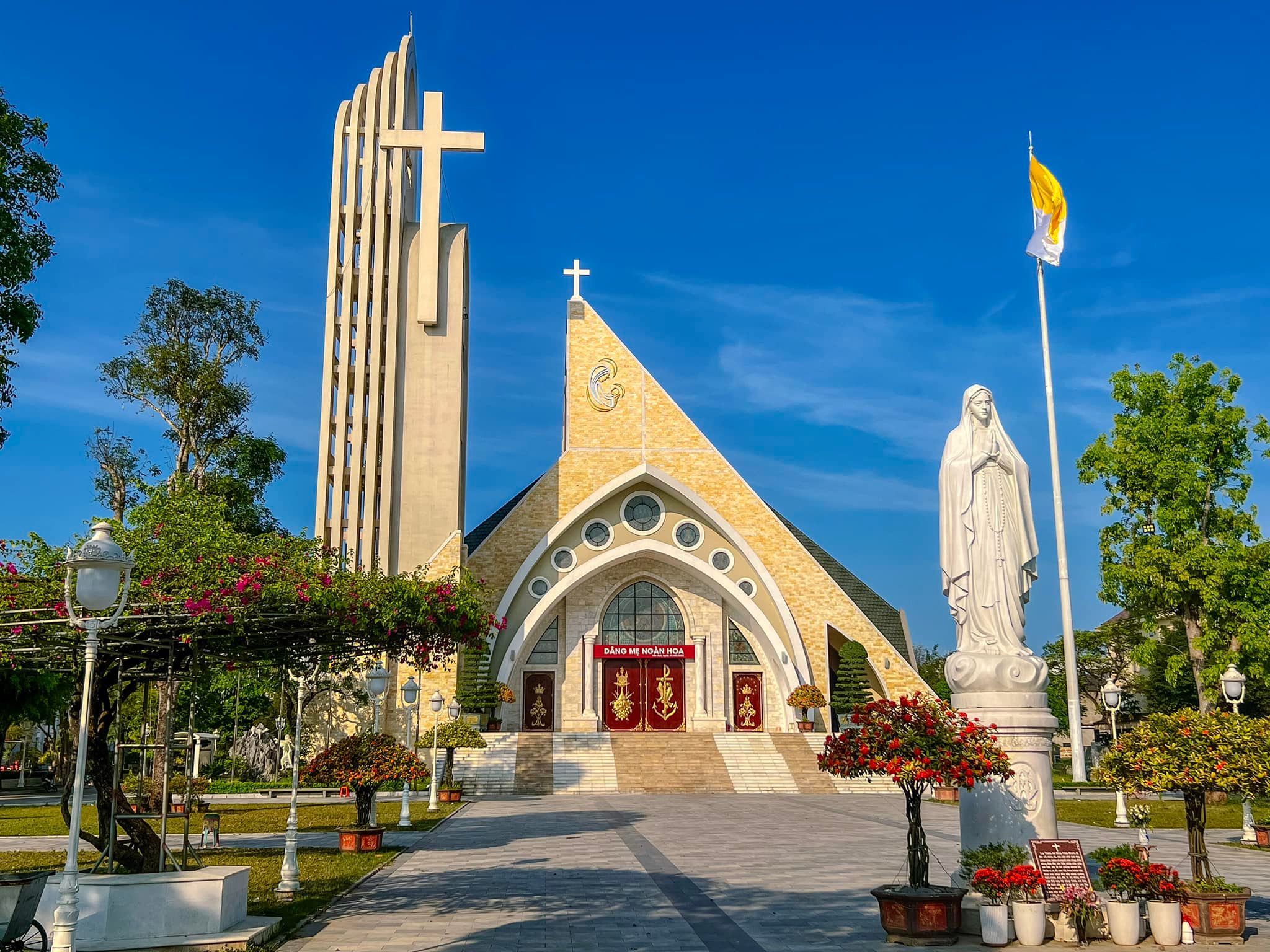 Lắp đặt hệ thống âm thanh nhà thờ giáo xứ Yên Đại (Vinh, Nghệ An)
